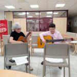 Ecos De Personas Usuarias: “Clases De Guitarra”